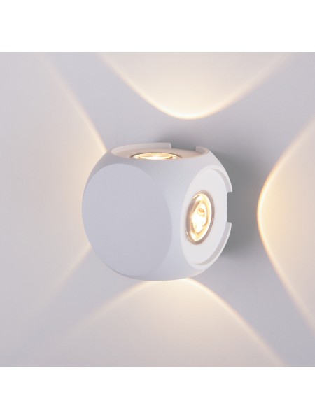 1504 TECHNO LED / Светильник садово-парковый со светодиодами CUBE белый